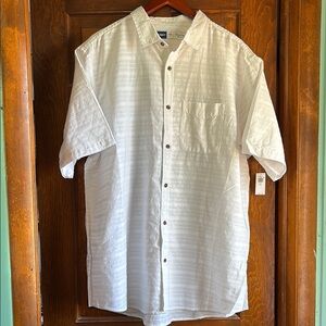 Old Navy White Casual Button Down Shirt
